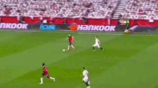 篮球社区-【欧联杯】曼联送大礼，安-奈西里双响，塞维3比0