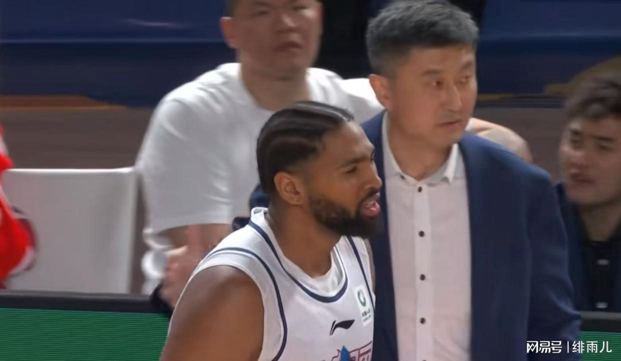 杜锋又看上一人！广东最适合的新大外援曝光，或被朱芳雨截胡？